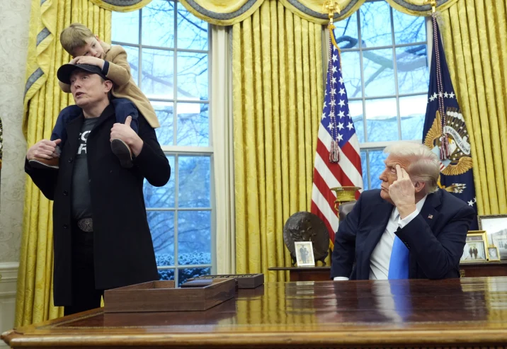 Trump tweets a reaction to Musk’s promise to give SpaceX shares to America’s children