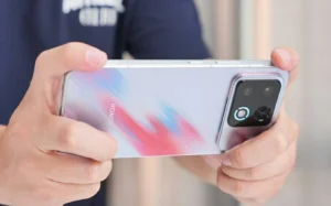 Honor ignites the competition and unveils its new phone to chase the giants of iPhone and Galaxy