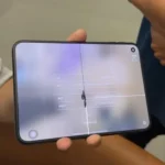 Technical crises afflict the iPhone Duo and cracks in its internal screen on its first day