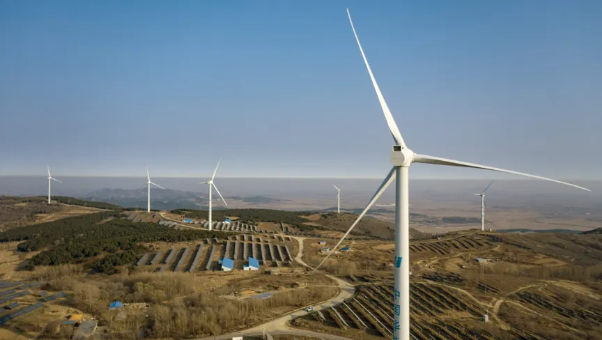 China injected two billion dollars to launch the largest hybrid coal and wind energy project
