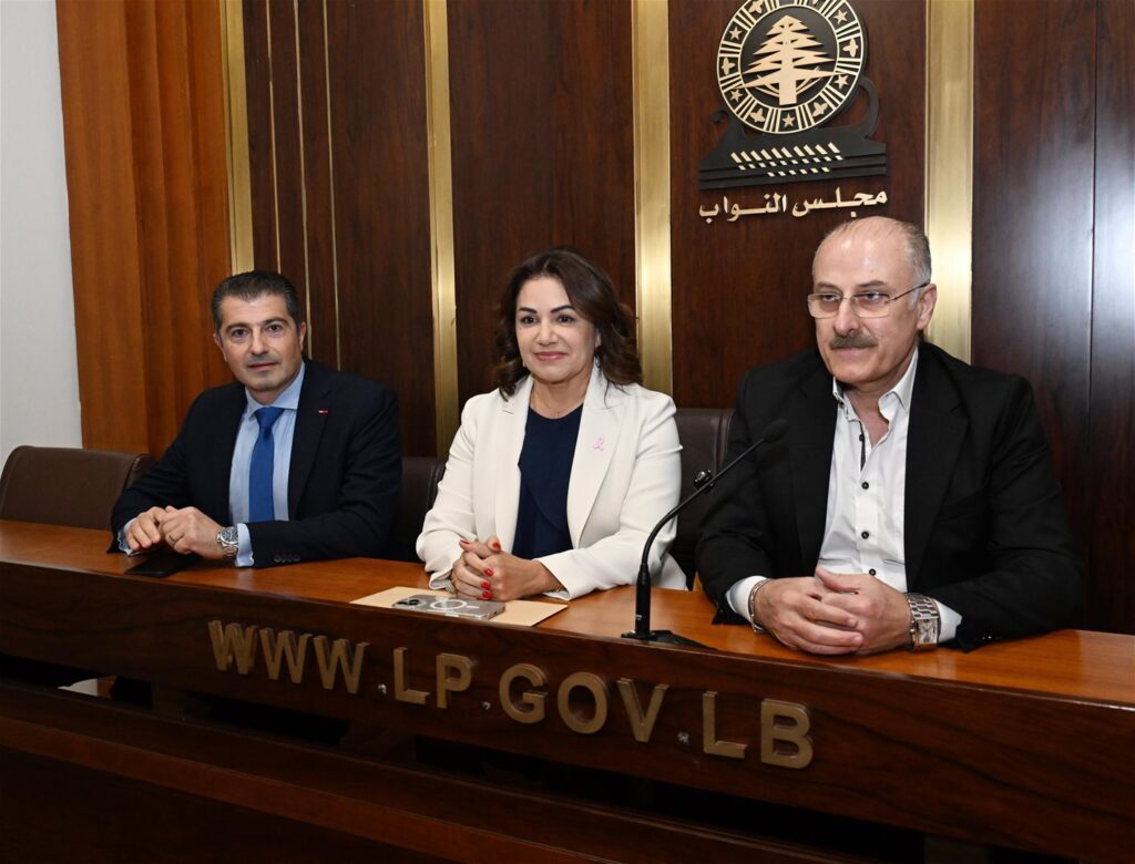 The Health and Labor Committee discusses housing policy in the presence of Minister Al-Sayed