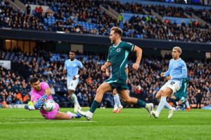 Manchester City’s defense under the microscope: A European crossing exposes the fragility of the back line