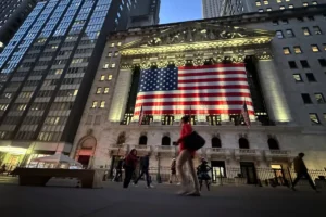 The artificial intelligence boom boosts the American economy.. Will billions be wasted and turned into soft flesh?