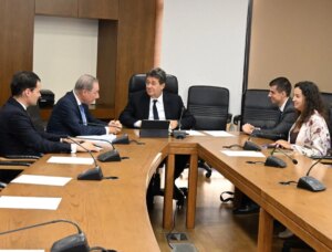 Kanaan discusses reforms with the French envoy between the “Gap Law” and the conditions of the IMF