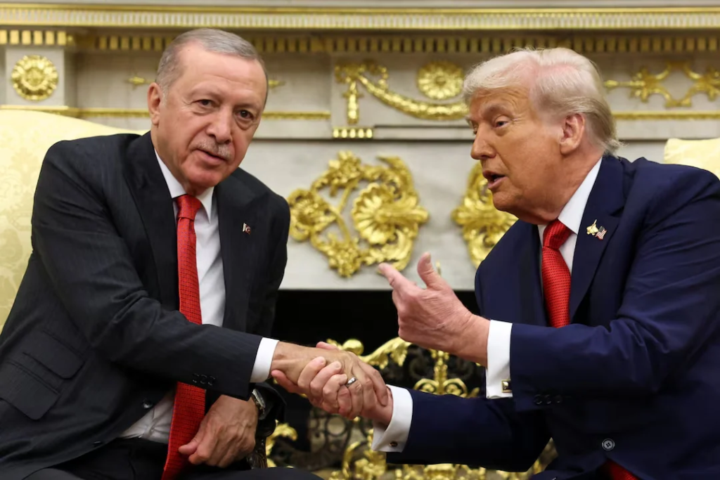Two calls in less than 24 hours: Trump and Erdogan open a hotline