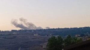 A sudden inferno strikes the south: violent raids, loud explosions, and an unexploded missile that frighten the population.