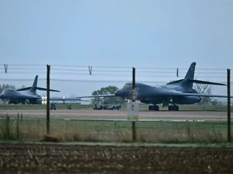 British Fairford Base: Between the specter of a sudden threat and the ambiguity of field withdrawal