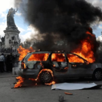 Riot flames ignite France…and Trump attacks Macron: “Paris will soon turn into a Muslim city!”
