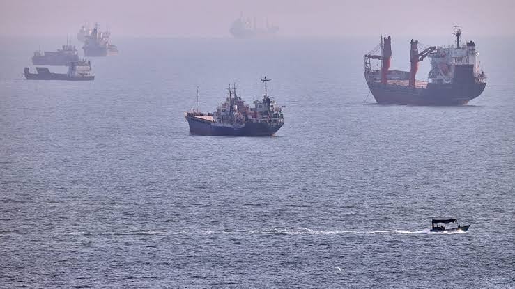 Strait of Hormuz tensions push the G7 to approve an urgent energy emergency plan