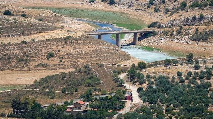 The Litani cleaning campaign bears fruit and the water gradually returns after removing the sediments