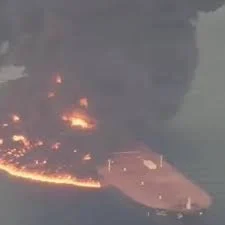 Targeting a huge oil tanker in the Strait of Hormuz.. Tehran reveals the details