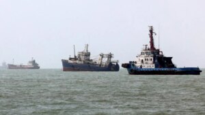 A mysterious targeting of an oil tanker near the Strait of Hormuz, but it survived the collision